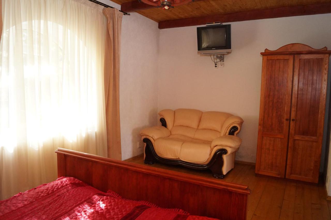 Hotel Норіс Myhowe Exterior foto